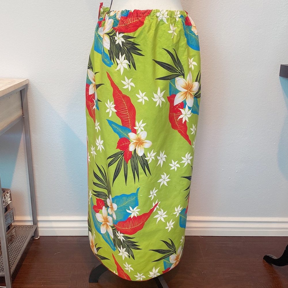 Green Floral Hawaiian 🌺 Skirt